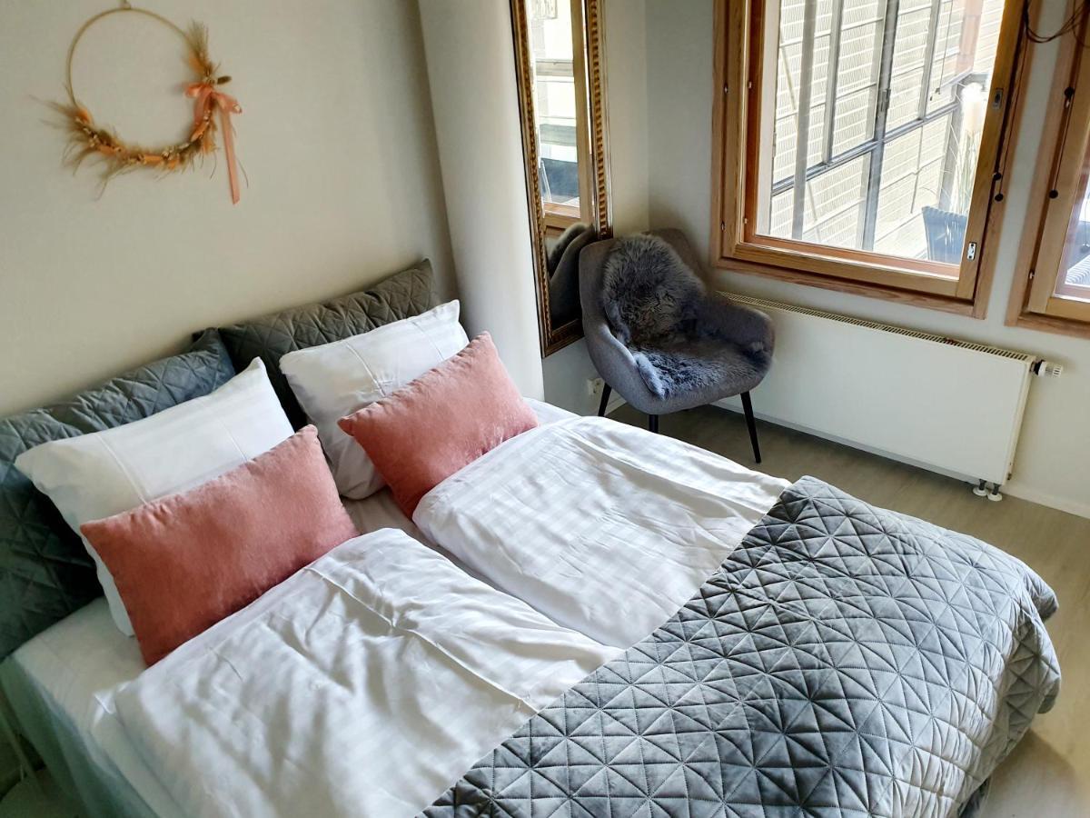 2Ndhomes Unique And Luxury Kamppi Center Apartment With Sauna And Big Terrace Хелзинки Екстериор снимка