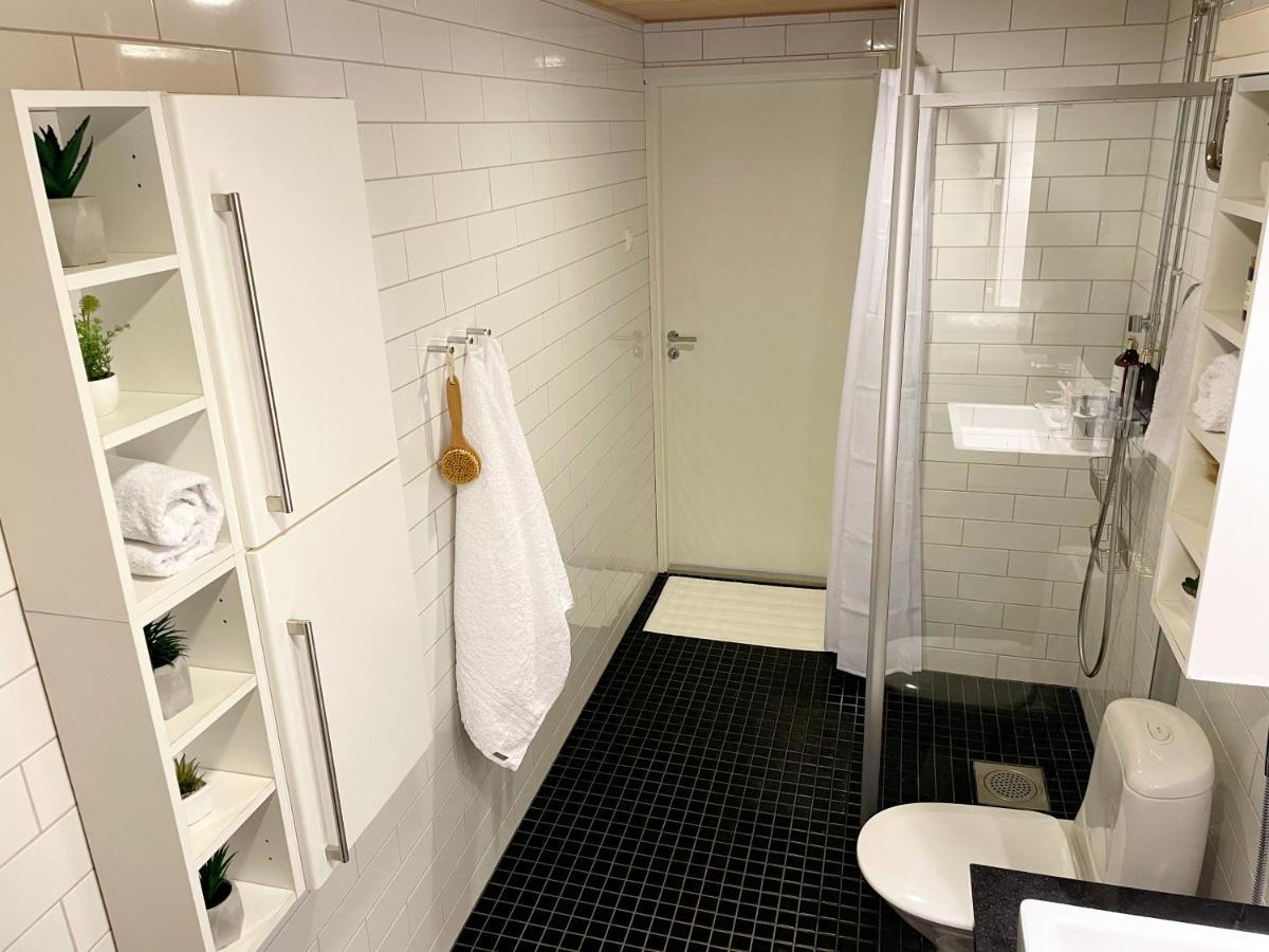 2Ndhomes Unique And Luxury Kamppi Center Apartment With Sauna And Big Terrace Хелзинки Екстериор снимка